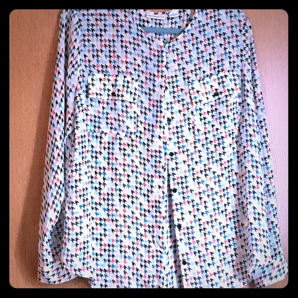Sheer, Houndstooth Print Liz Claiborne Blouse